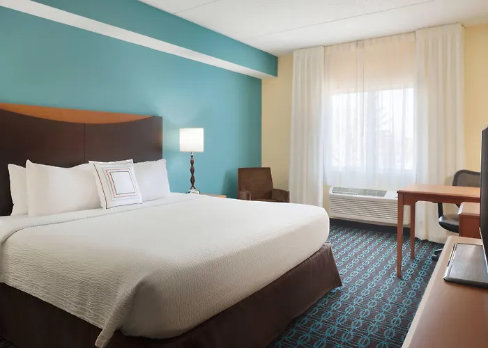 Hotel Fairfield & Minneapolis Bloomington/mall Of America 3*